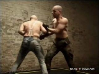 Cazzofilm: Skinheads bojují