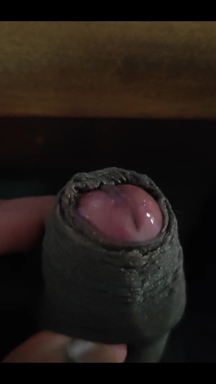 NANDgasm: 나는 반짝이는 사전 정액을 과시하고 싶었지만 결국 엉망이되었습니다.