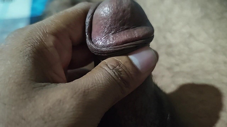 Hot Chilli 2025: Big Penis Asian Boy Cumout at Home