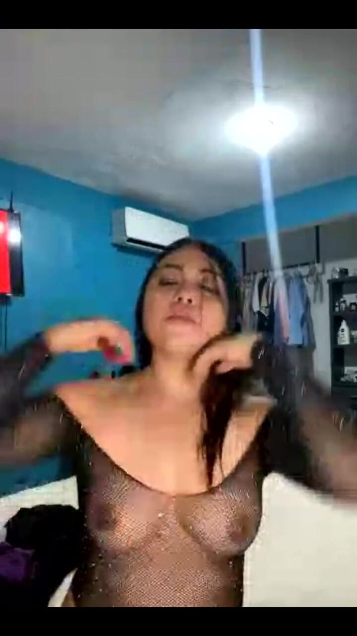 camicamilahotwife: Latina prsa