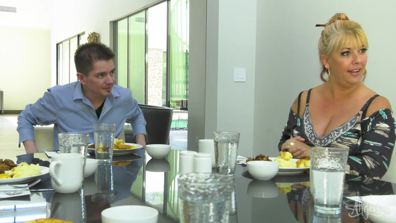 Trans Angels: Transangels - My Girlfriends Slutty Sister - Mike Panic, Natalie Mars