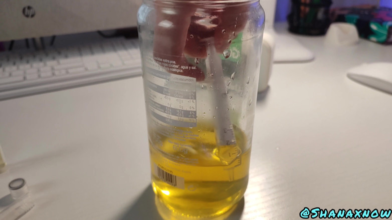 Shanaxnow: Preparing My Pee Vials for You