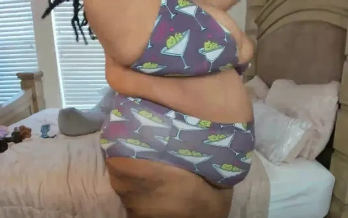 Josie4yourpleasure: Stream Started 12/17/2022 05:50 Pm