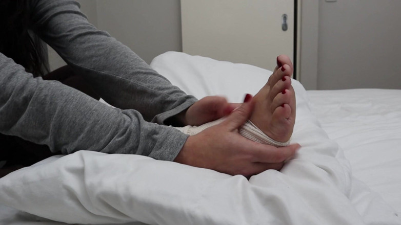 Kinky Lyrical: I Sprained My Ankle