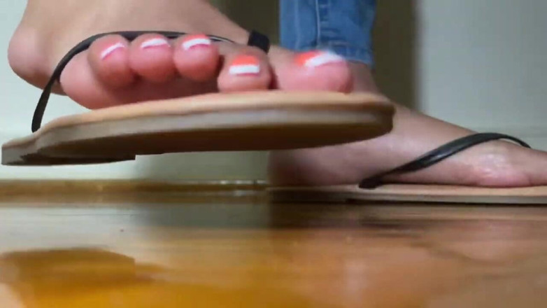 Pink Foxx: Salto Flop Sole Škádlení