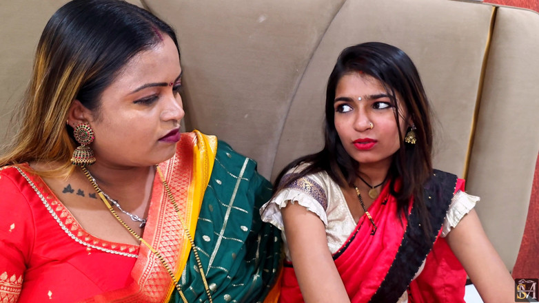 SexmasterHub: Indian Desi Threesome