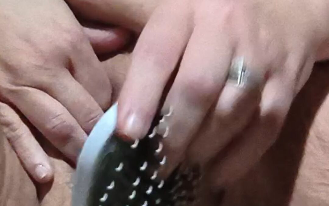Fucking a Brush in Her Hairy Bush