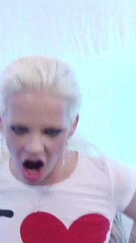 Sexy blonďatá čtveřice kundičky šukání