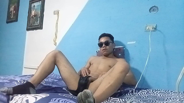 Shainixhotboys: Người đồng tính Latino trẻ tuổi