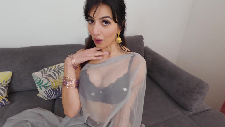 Tommy Wood XXX: Belleza árabe Aaliyah follando una gran polla blanca