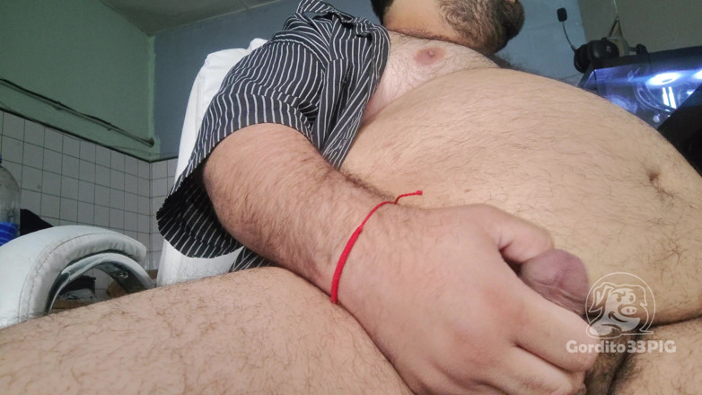 Gordito33PIG: 胖玩家沉迷自慰