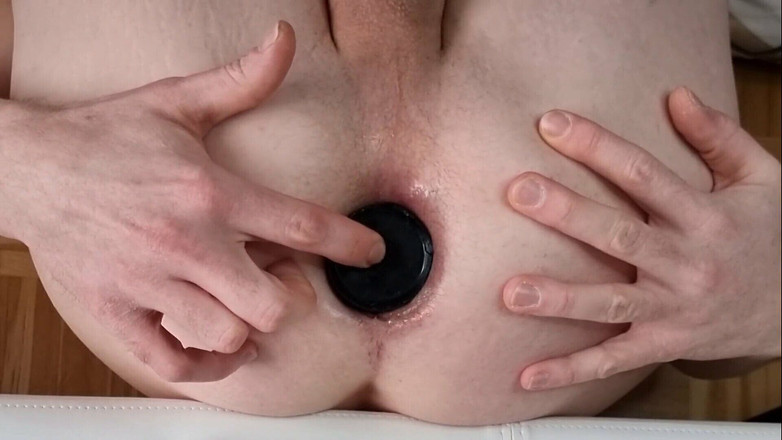 Msxentirex: Großer schwarzer dildo ganz bis zu seinem arschloch