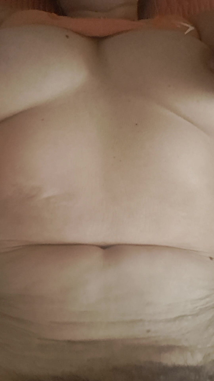 Mommy big hairy pussy: MILF no Movimento Missionário