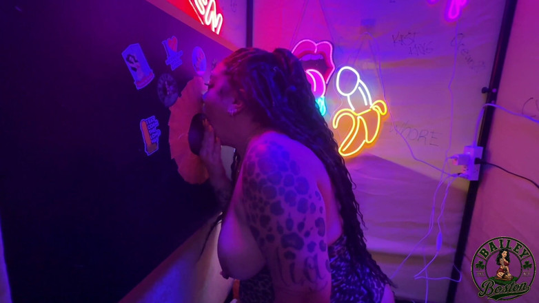 Sharedwife90: Glory Hole Series 3.2