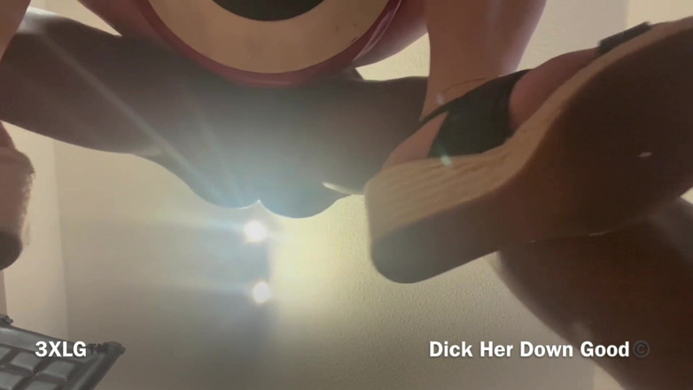 Dick Her Down Good: Lucila uwielbia anal