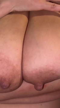 Puting kendor milky bellybutton lagi asik ngocok
