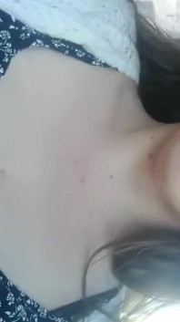 Quick Cleavage Flash in the Car