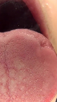 Sınıfta üniversite üniformalı Ameri Hoshi tükürük sırılsıklam dudaklarla seni tuzağa düşürüyor