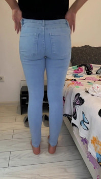 Pârțuri de la pijamale la blugi strâmți: Stinky Grwm
