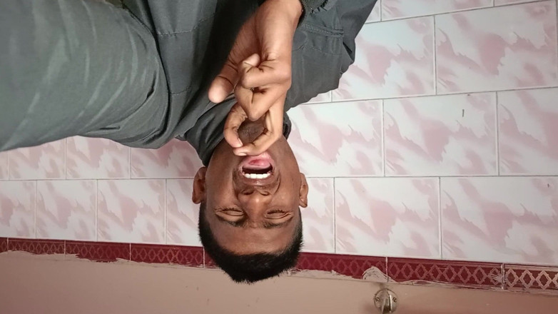 LinearOrnament35: Eu posso lentamente, lentamente se livrar de Hila, ou o...