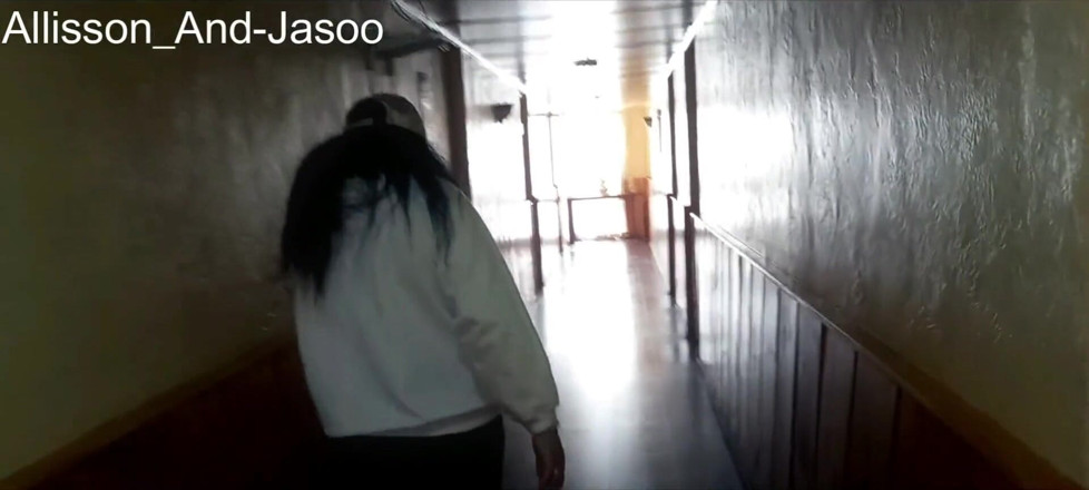 Allisson_And-Jasoo: Invité a mi hotel a una extraña sexy y la...
