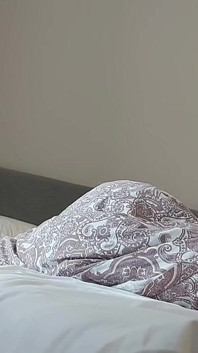 mera seks ke baare men sapna tha, is baare men ki main baalon vaali choot men kaise hastamaithun karti hoon