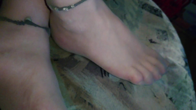 Carmen_Nylonjunge: Mis Pies En Pantimedias