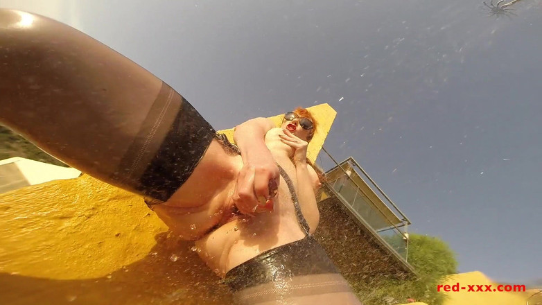 RedXXX: Rozžhavený... studená sprcha