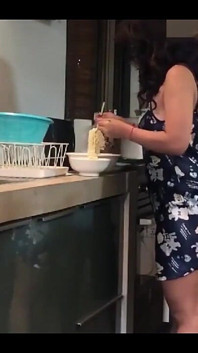 Spelen met nieuw speeltje versus lul