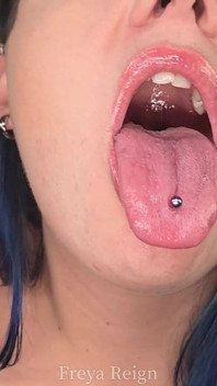 Shrunk și Lins pentru Brining o gustare dezamăgitoare: Giantess și pov roleplay