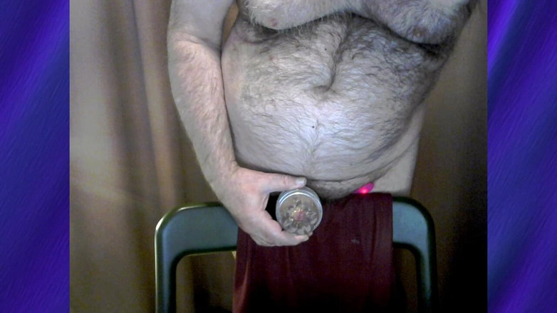 Coach Karl dude lodge: Tränare Karl testar sitt snabba skott i Manchester