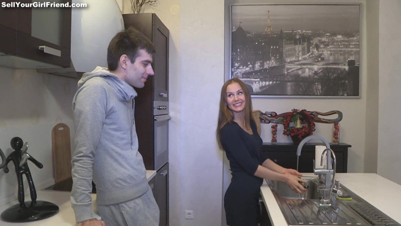 Sell Your GF: Nech ji vydělat svou kundičkou