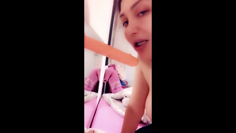 Mistressrola: Ngomong jorok, nyepong dildo, ngentot di underpass