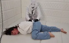 Victoria Voxxx ve gıdıklama canavarı