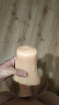 This Magnificent Masturbator Made Me Cum