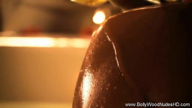 Bollywood Nudes: Bollywood loszka jest wspaniała, gdy jest naga