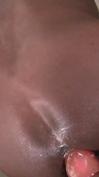 Étire mon trou noir en culotte rose