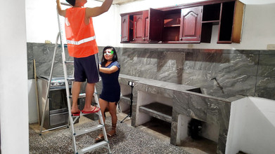 Martin13: Menakjubkan! Saya berkongkek dengan Pembersih Bumjang. Seks sebenar berdiri