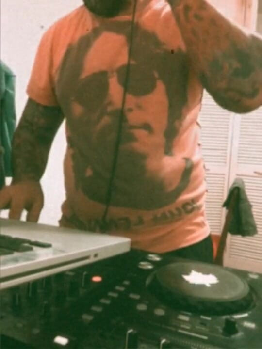 Phillholes: Horni dj