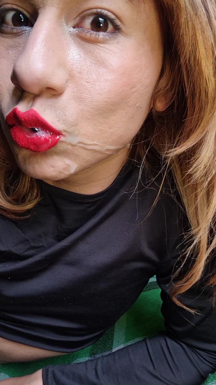 Evehamphy: Esperma en mi boca