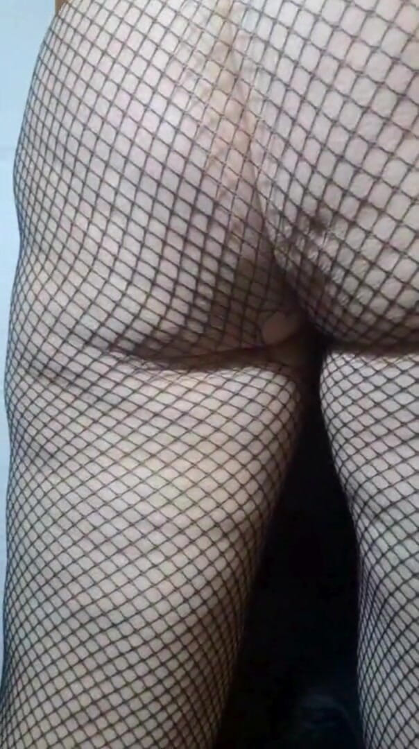 Priscila: Тестування анальної пробки, яку я отримав від свого пасинка - що ти думаєш?