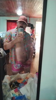 Jerking off Chileno