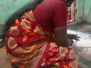 Priyanka priya: Desi Kerala Moster ger avsugning till styvpapp