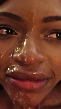 Caramel Sole - Behind the Scene