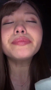 Paparan bersin Graceful Kotona Hirakawa - Parti Fetish Hidung