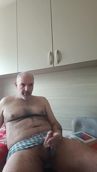 Mastürbasyon öğretmenimle çevrimiçi mastürbasyon yapıyorum