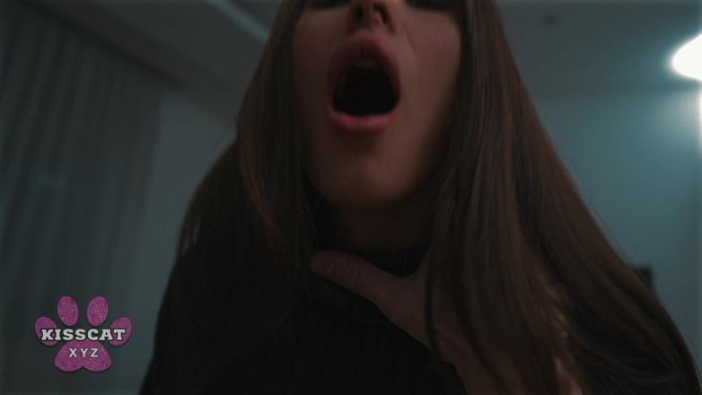 KissCat: Fiica vitregă Sumiko Smile îl călărește pe tatăl vitreg în secret înainte de...