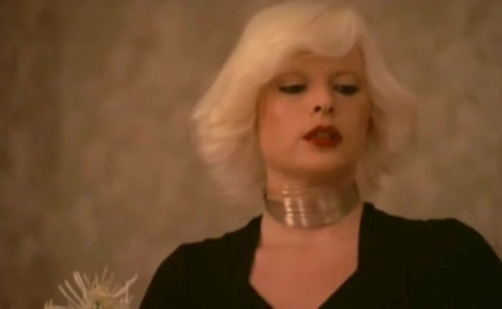 Hard Lesbians: Brigitte Lahaie je ošukaná, moje ženská služka