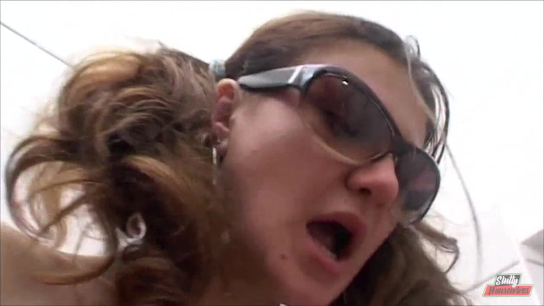 Vere Casalinghe Italia.: She gets her pussy licked and then penetrated by her...