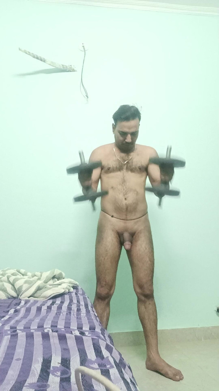 Rajasthani-old-lover: Allenamento indiano uomo indiano